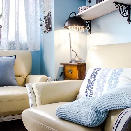 Apartment Sweet Country *